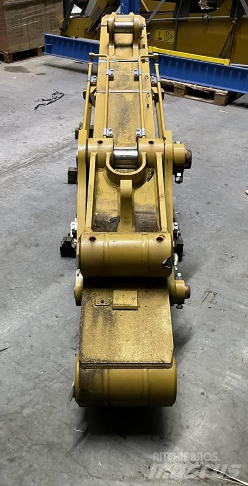 CAT 336 Booms and dippers
