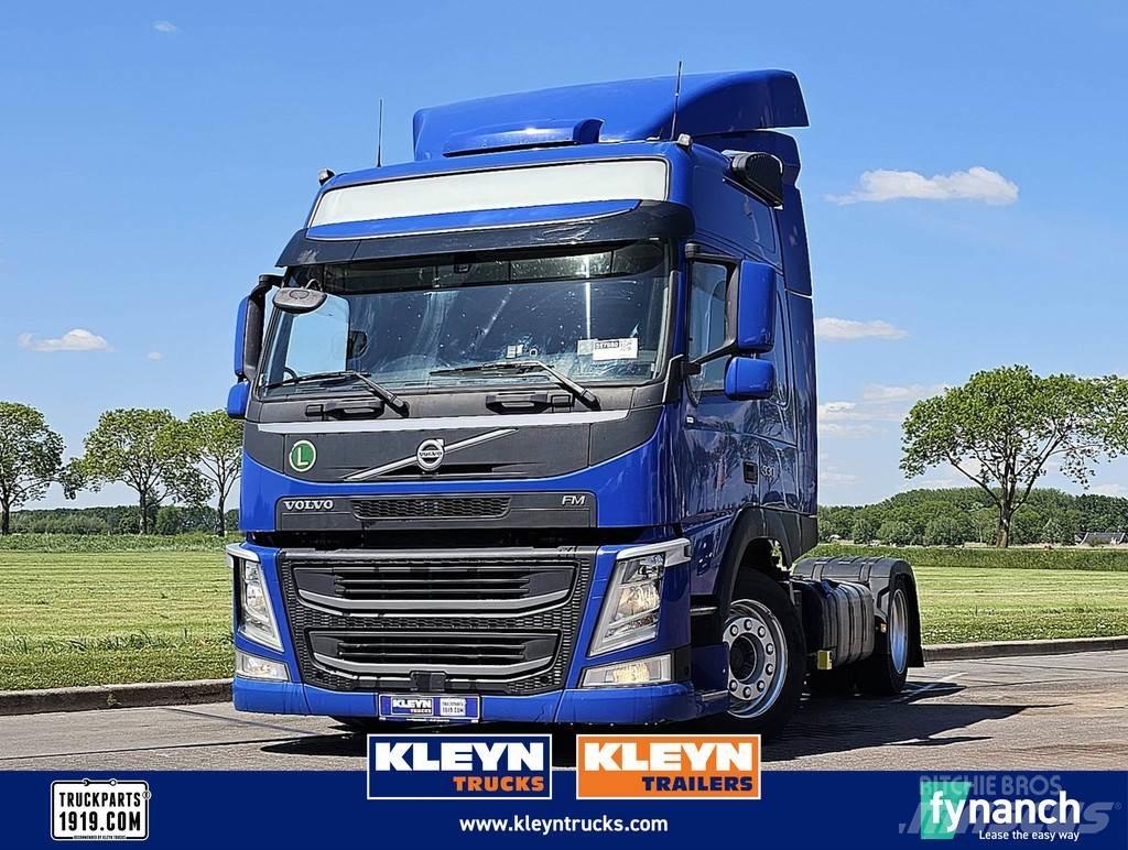 Volvo FM 330 Conventional Trucks / Tractor Trucks