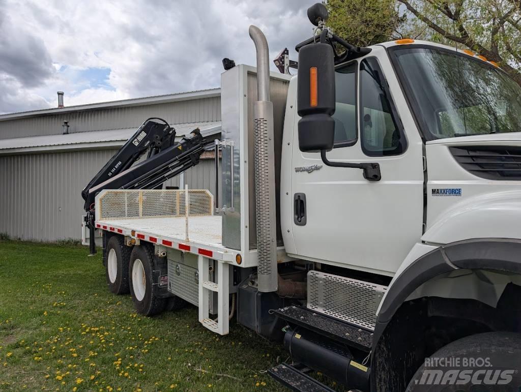 International 7500 Boom / Crane / Bucket Trucks