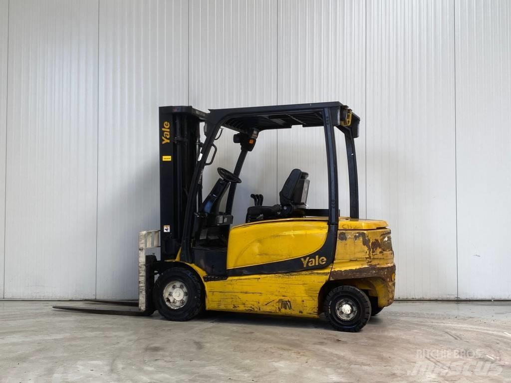 Yale ERP35VL Electric Forklifts