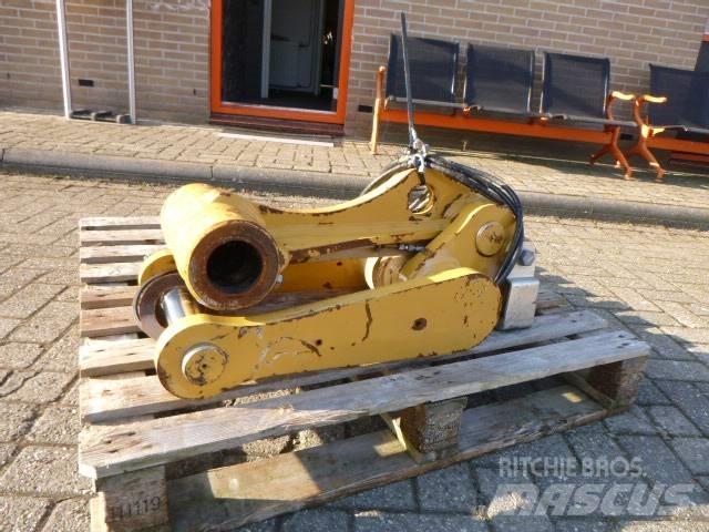 CAT M318/M320/M322 Booms and dippers