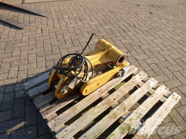 CAT M318/M320/M322 Booms and dippers