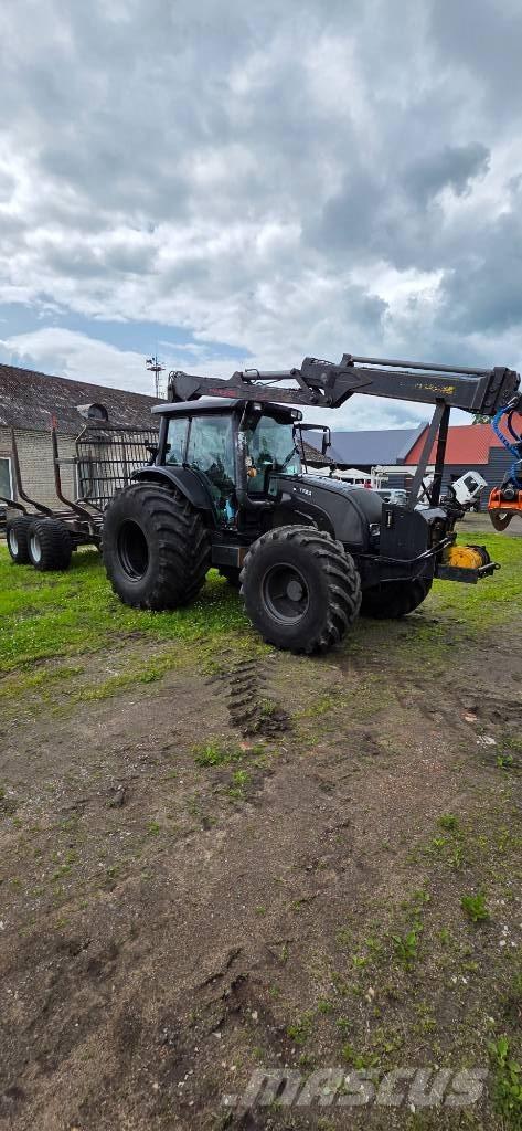 Valtra N 101 HT Skidders