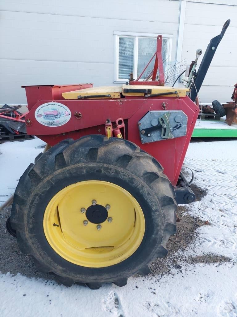 Juko OptiSeed H 250 Farm Drills
