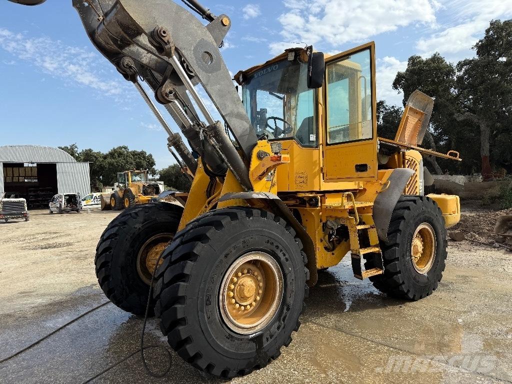 Volvo L 90 E Wheel Loaders