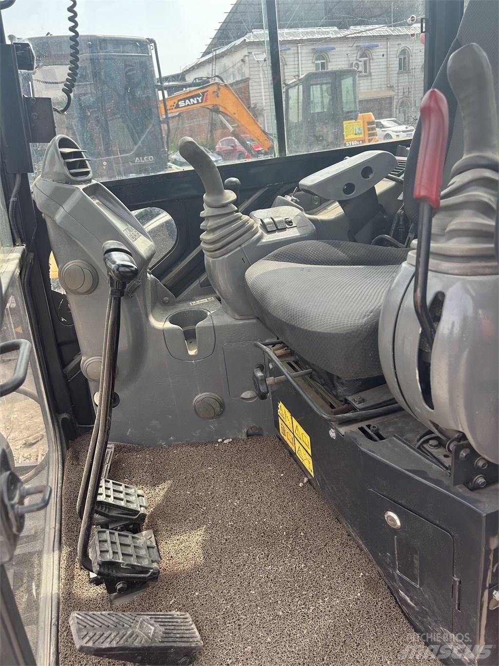 Hitachi ZX55 Mini Excavators <7t (Mini Diggers)
