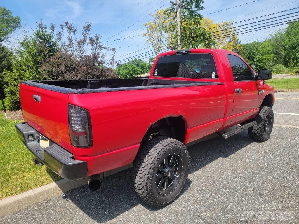 Dodge Ram 2500 Pickup Trucks