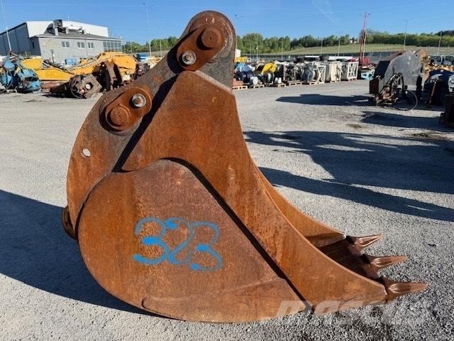 CAT 323 USED BUCKET Backhoes