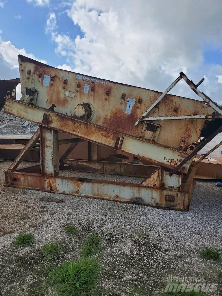 Gator PLS 3630 Washing Equipment