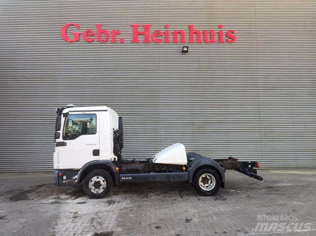 MAN TGL 8.220 4x2 Cab & Chassis Trucks