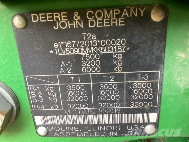John Deere 5090M Tractors