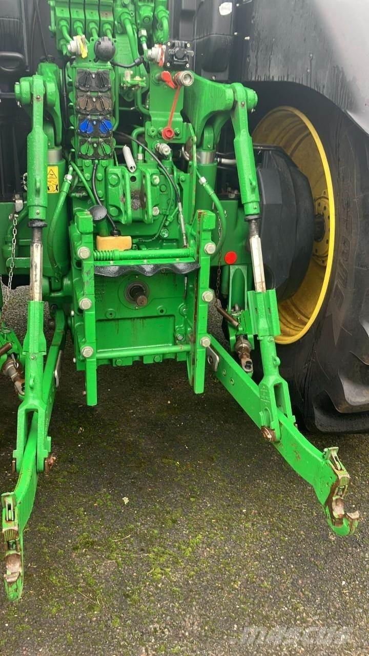 John Deere 6230R Tractors