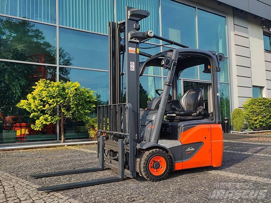 Linde E12-02 Electric Forklifts