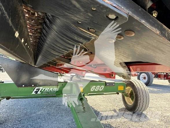 Case IH 3020 Harvester Headers