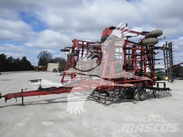 Case IH TM14 Cultivators