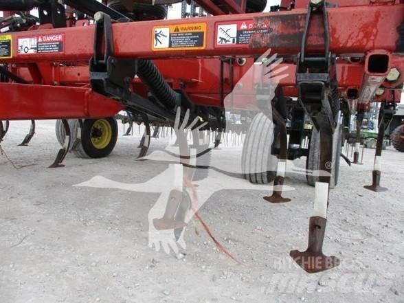 Case IH TM14 Cultivators