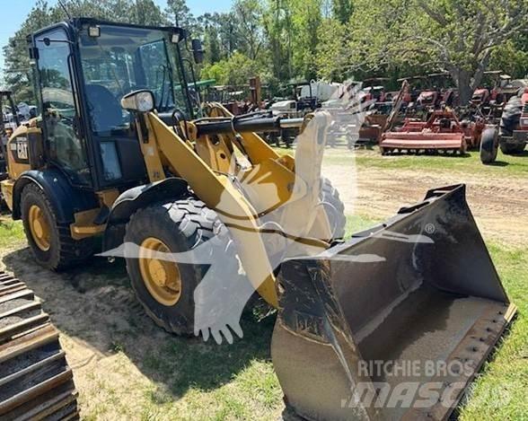 CAT 906M Wheel Loaders