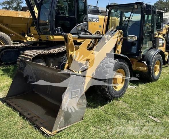 CAT 906M Wheel Loaders