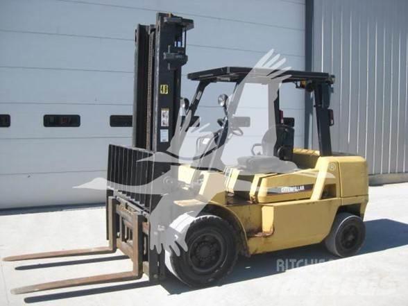 CAT DP40KL Diesel Forklifts