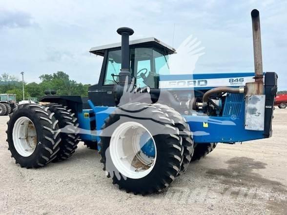 Ford 846 Tractors