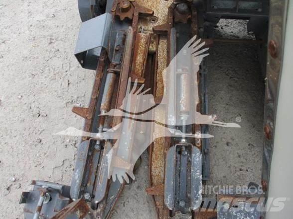 Gleaner 3000 Harvester Headers