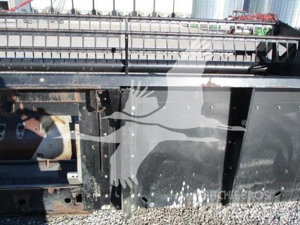 Gleaner 520 Harvester Headers