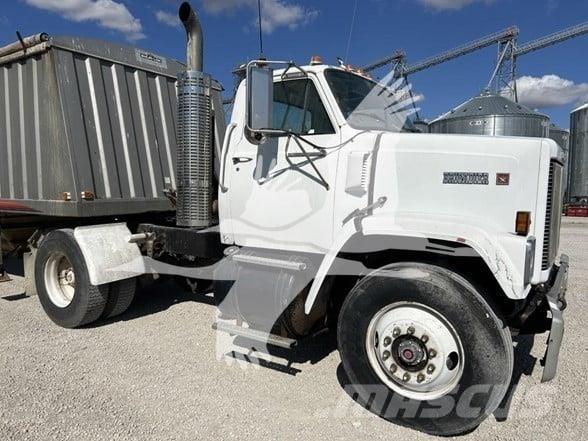 GMC BRIGADIER Conventional Trucks / Tractor Trucks