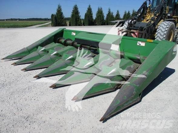 John Deere 643 Harvester Headers