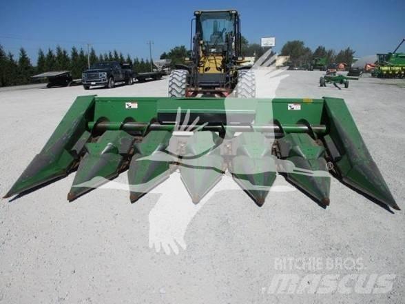 John Deere 643 Harvester Headers