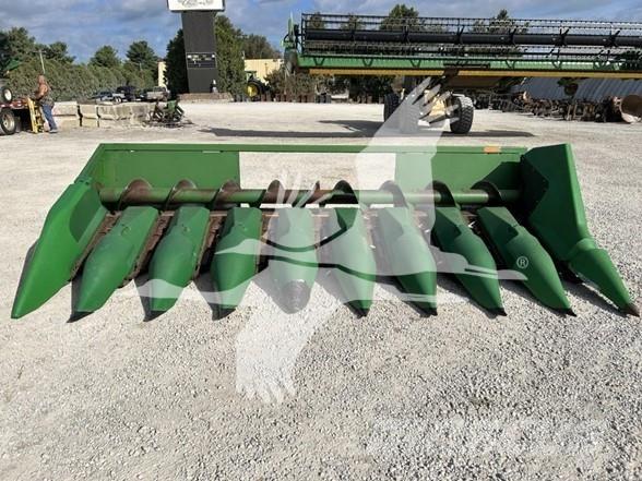 John Deere 643 Harvester Headers