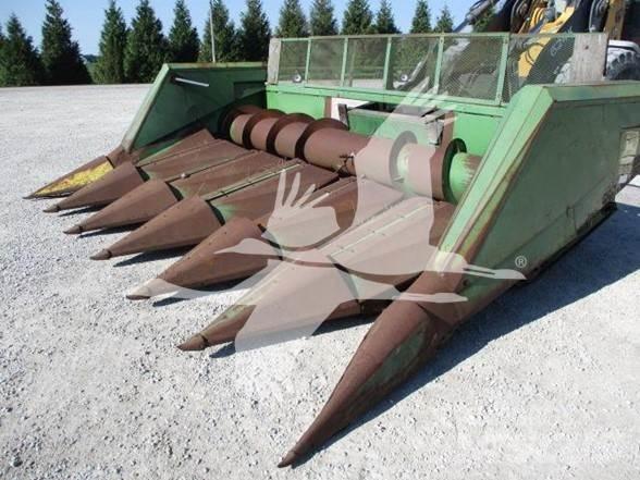 John Deere 653 Harvester Headers