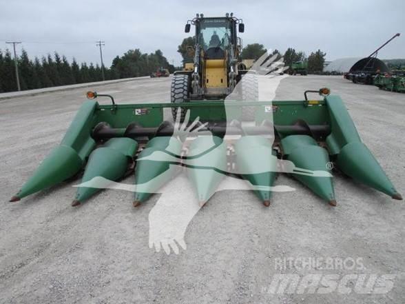 John Deere 693 Harvester Headers