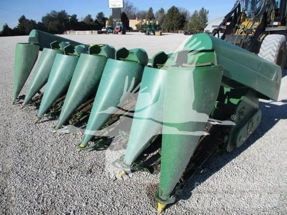 John Deere 693 Harvester Headers