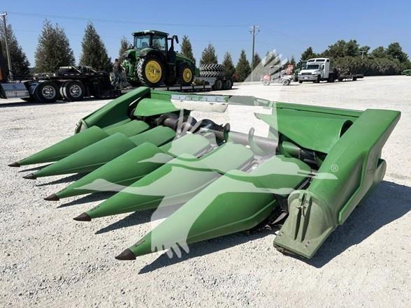 John Deere 693 Harvester Headers