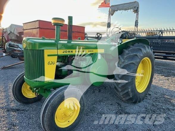 John Deere 820 Tractors