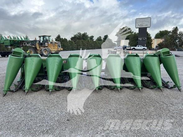 John Deere 893 Harvester Headers