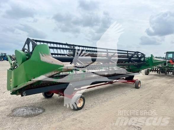 John Deere 925 Harvester Headers