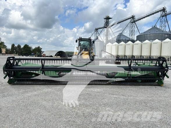 John Deere 925 Harvester Headers