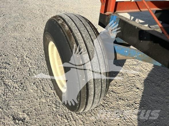 Killbros 350 Grain / Silage Trailers