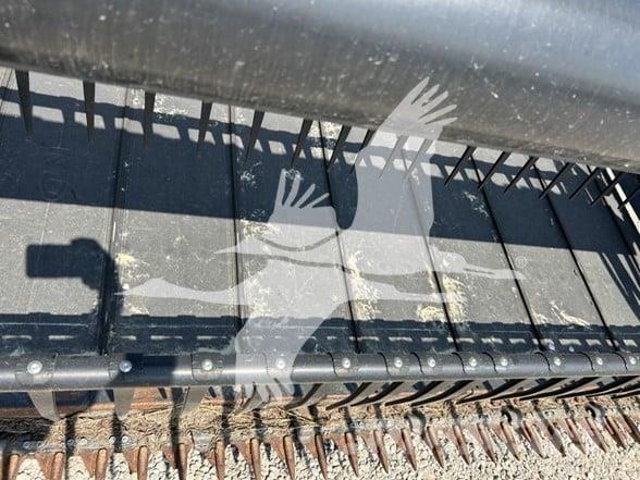 MAC DON FD135 Harvester Headers