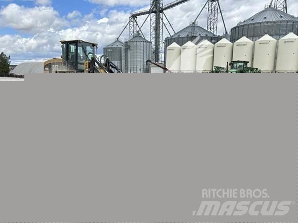 MAC DON FD70 Harvester Headers