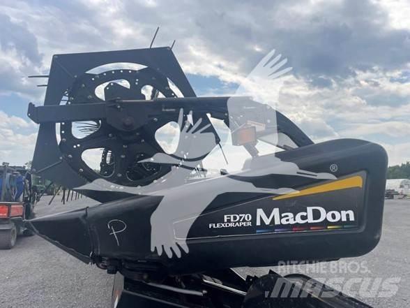 MAC DON FD70 Harvester Headers