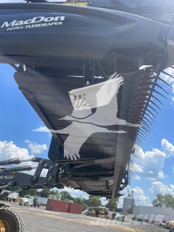 MAC DON FD75 Harvester Headers