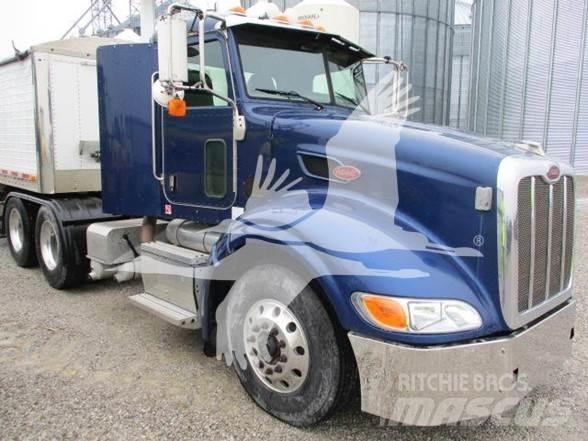 Peterbilt 386 Conventional Trucks / Tractor Trucks