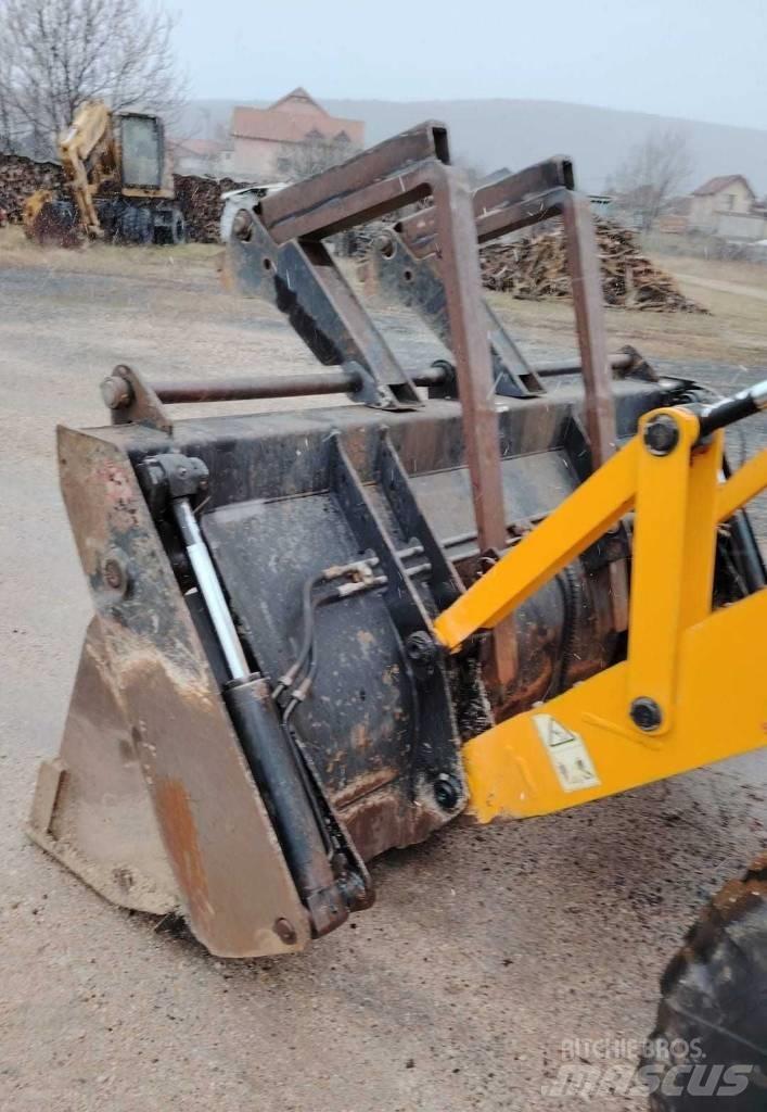 JCB 3 CX Backhoe Loaders