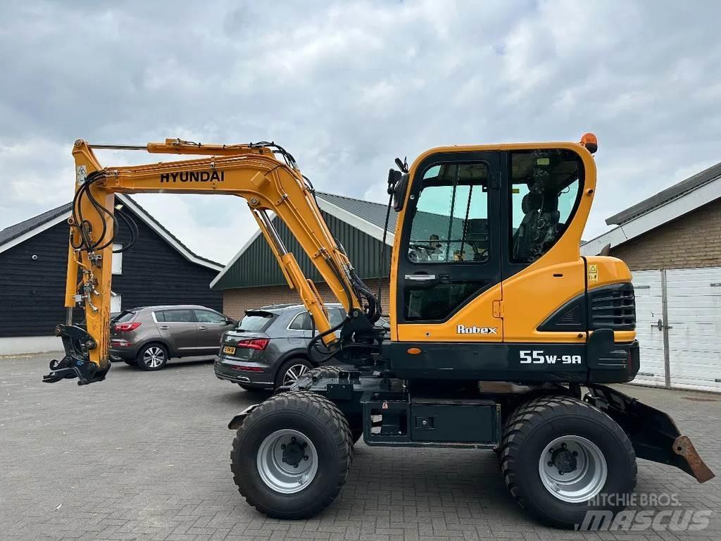Hyundai 55W-9A Wheeled Excavators