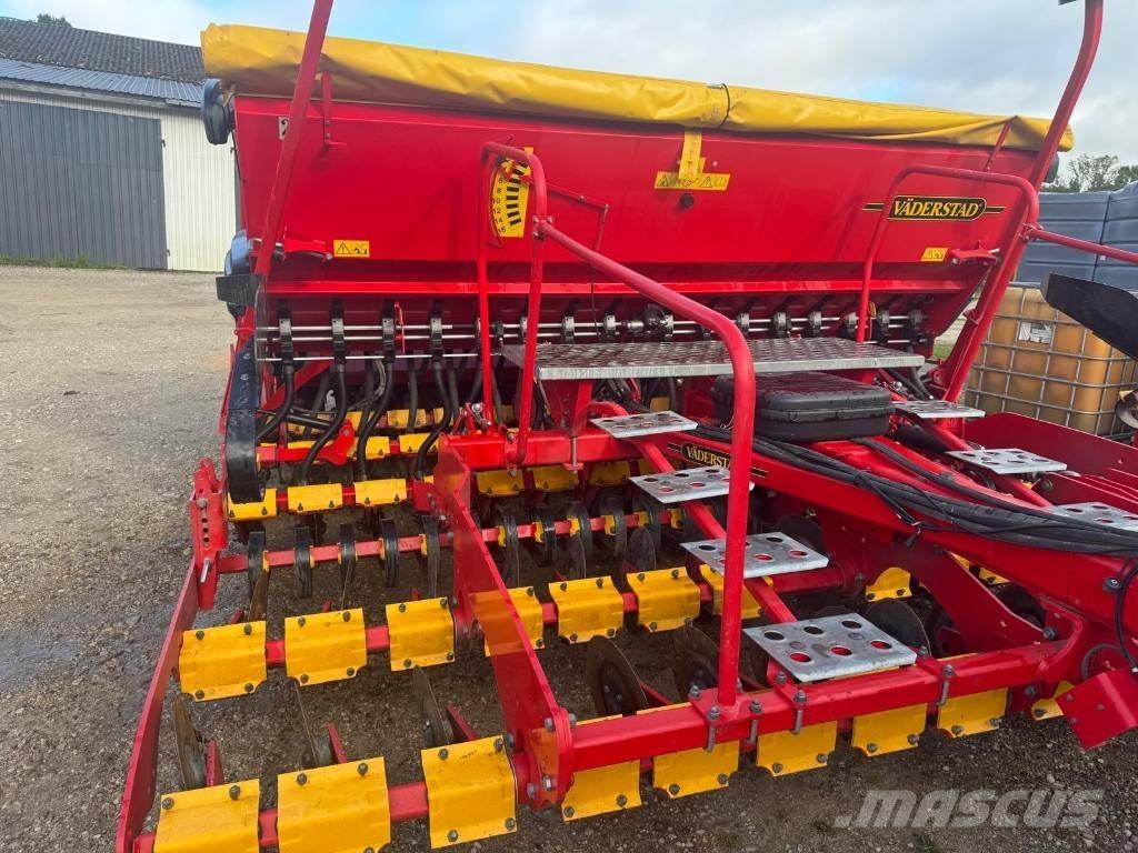 Väderstad Rapid400C Farm Drills