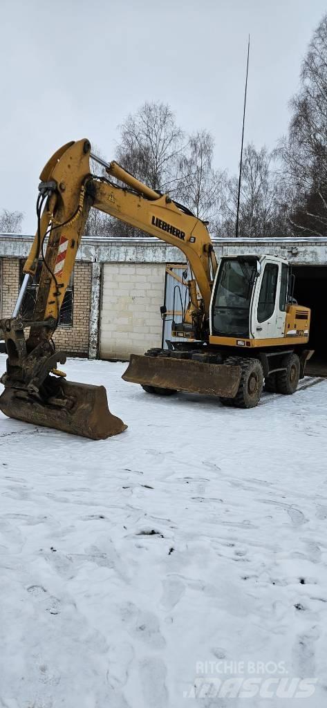 Liebherr A 900 C Wheeled Excavators