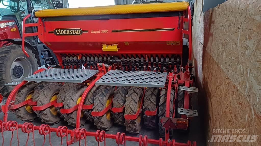 Väderstad Rapid300C Drills