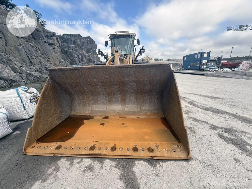 CAT 972 M Wheel Loaders